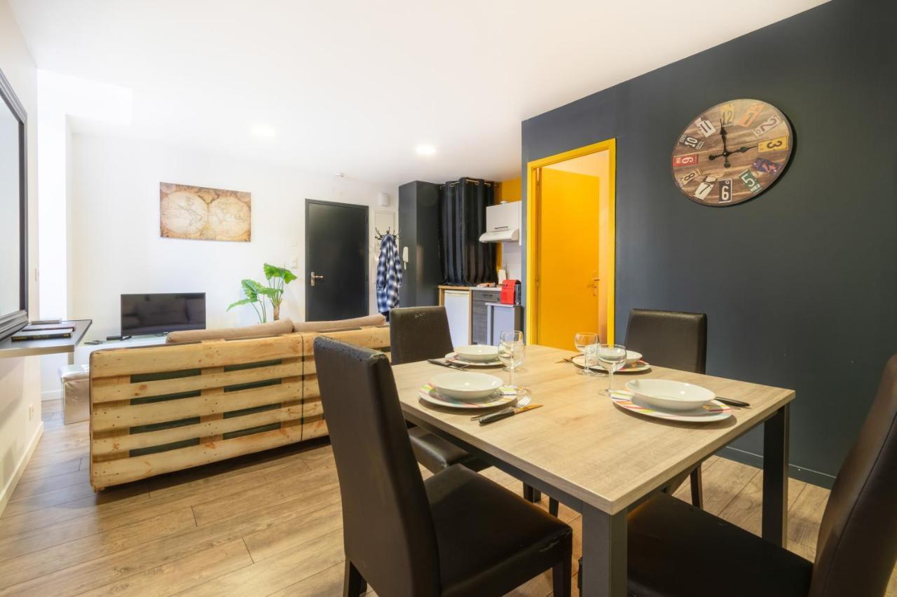 Le Cote Cour Apartment Родез Екстериор снимка